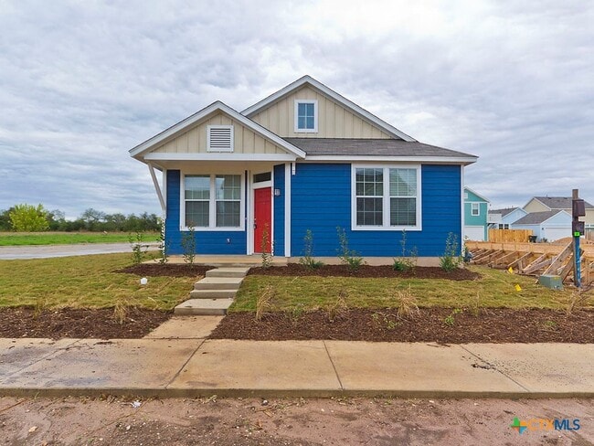 Building Photo - 335 Rachel St