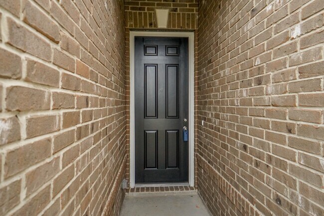 Building Photo - 4807 Westfield Pines Dr