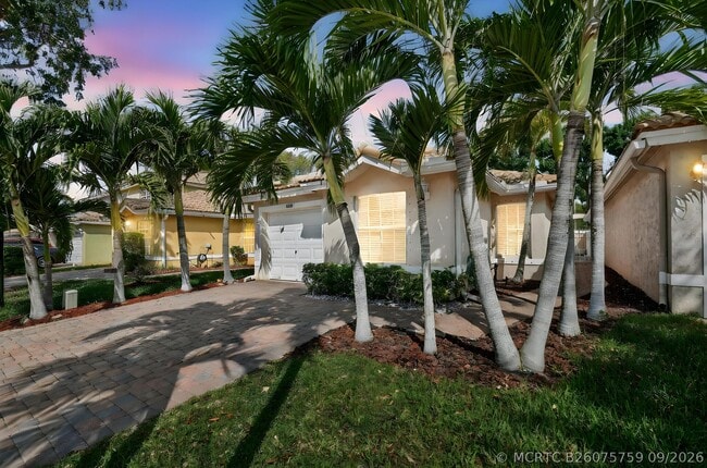 Building Photo - 3387 Commodore Ct
