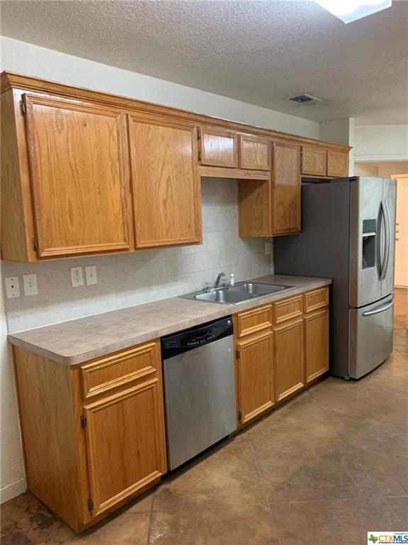 Building Photo - 1625 Pontotoc Trce