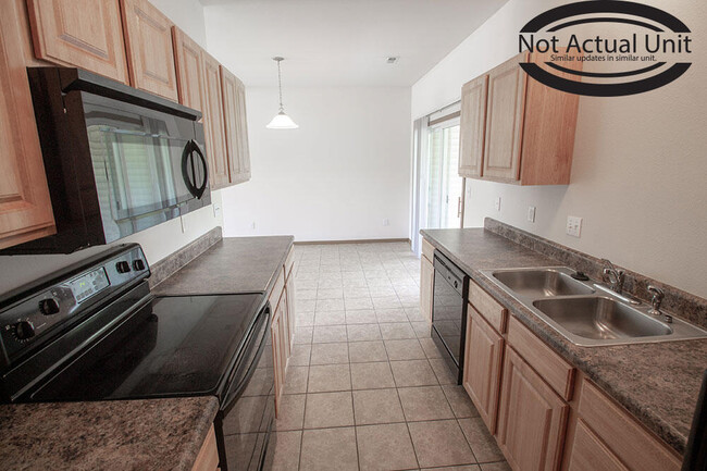 Building Photo - 1635 Citadel Dr