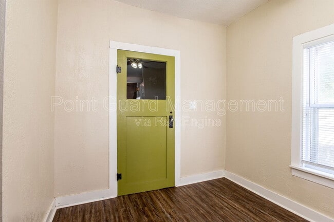 Building Photo - 149 S Richmond Ave