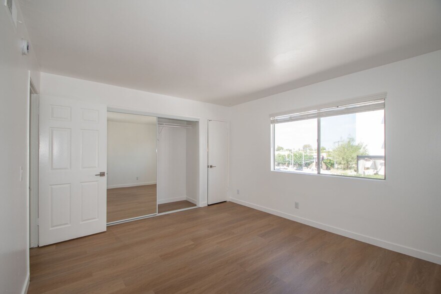 Building Photo - 5340 Whitsett Ave