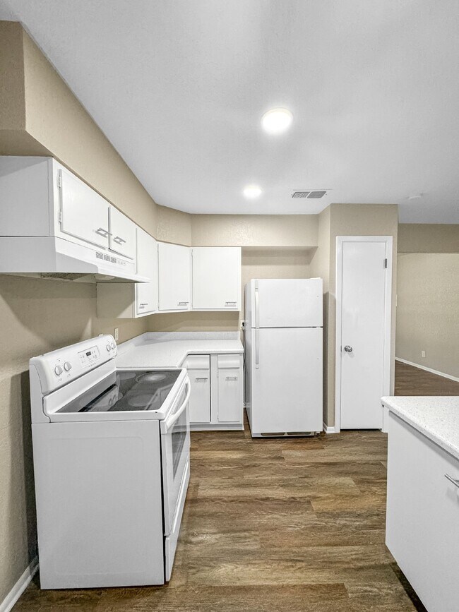 Building Photo - Welcome to Your New Rental in West San Antonio