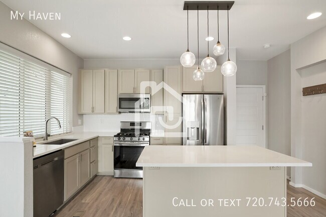 Building Photo - 1473 W 67th Ave