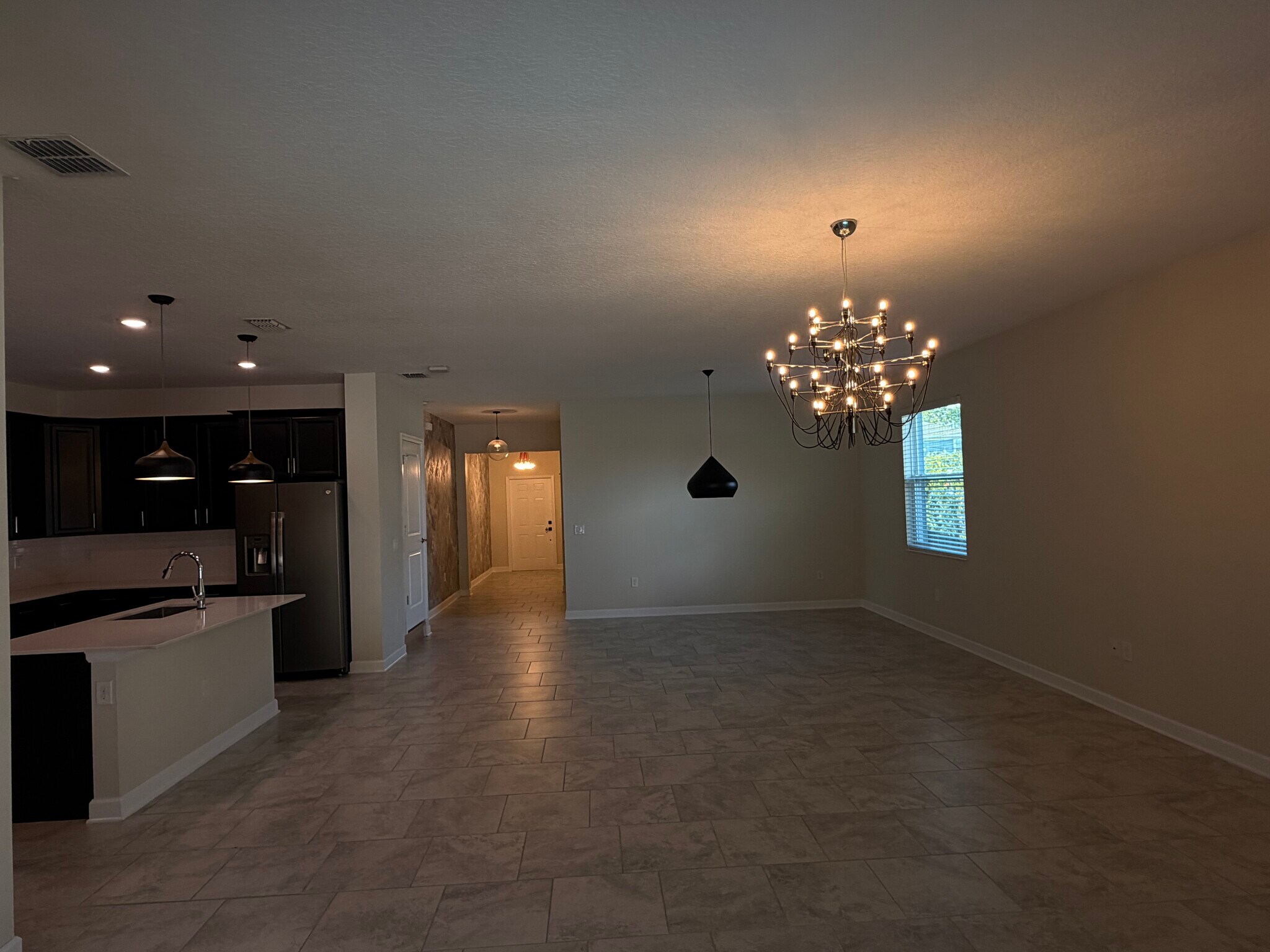 Building Photo - 4452 Seven Canyons Dr