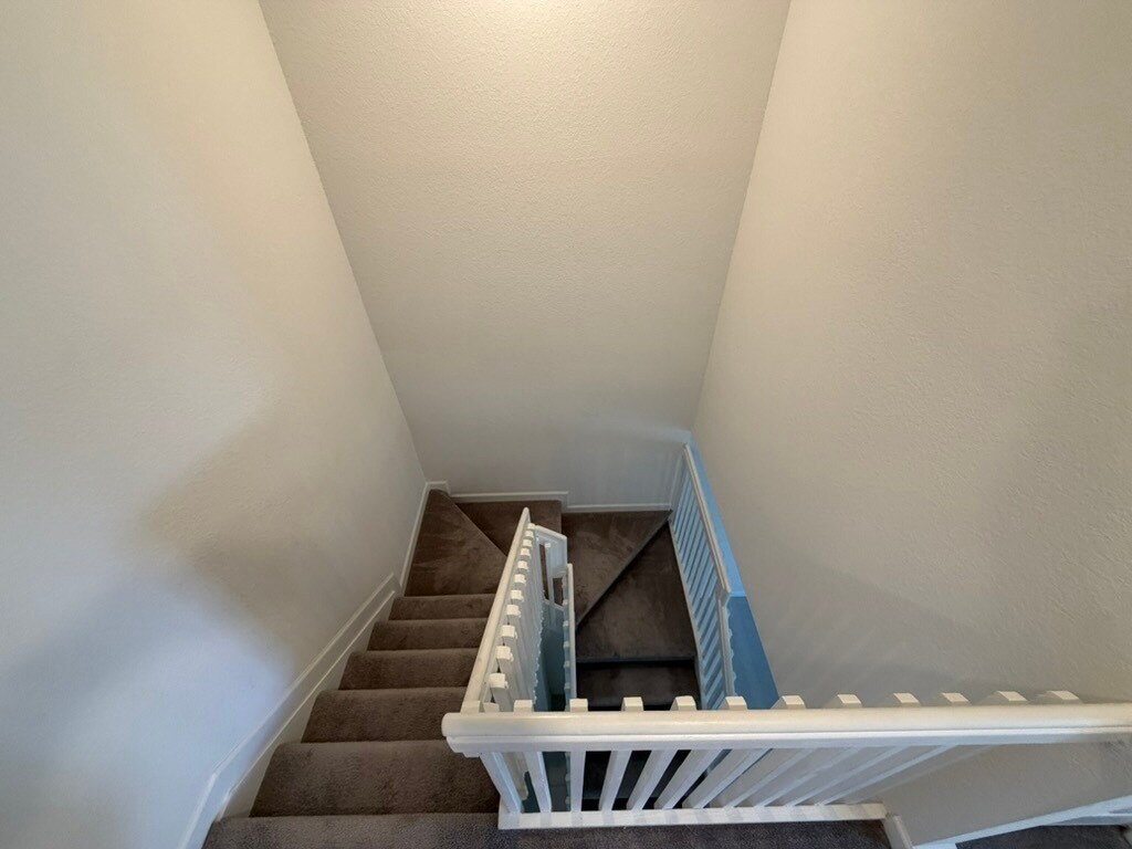 Building Photo - 21001 NE 8th Ave