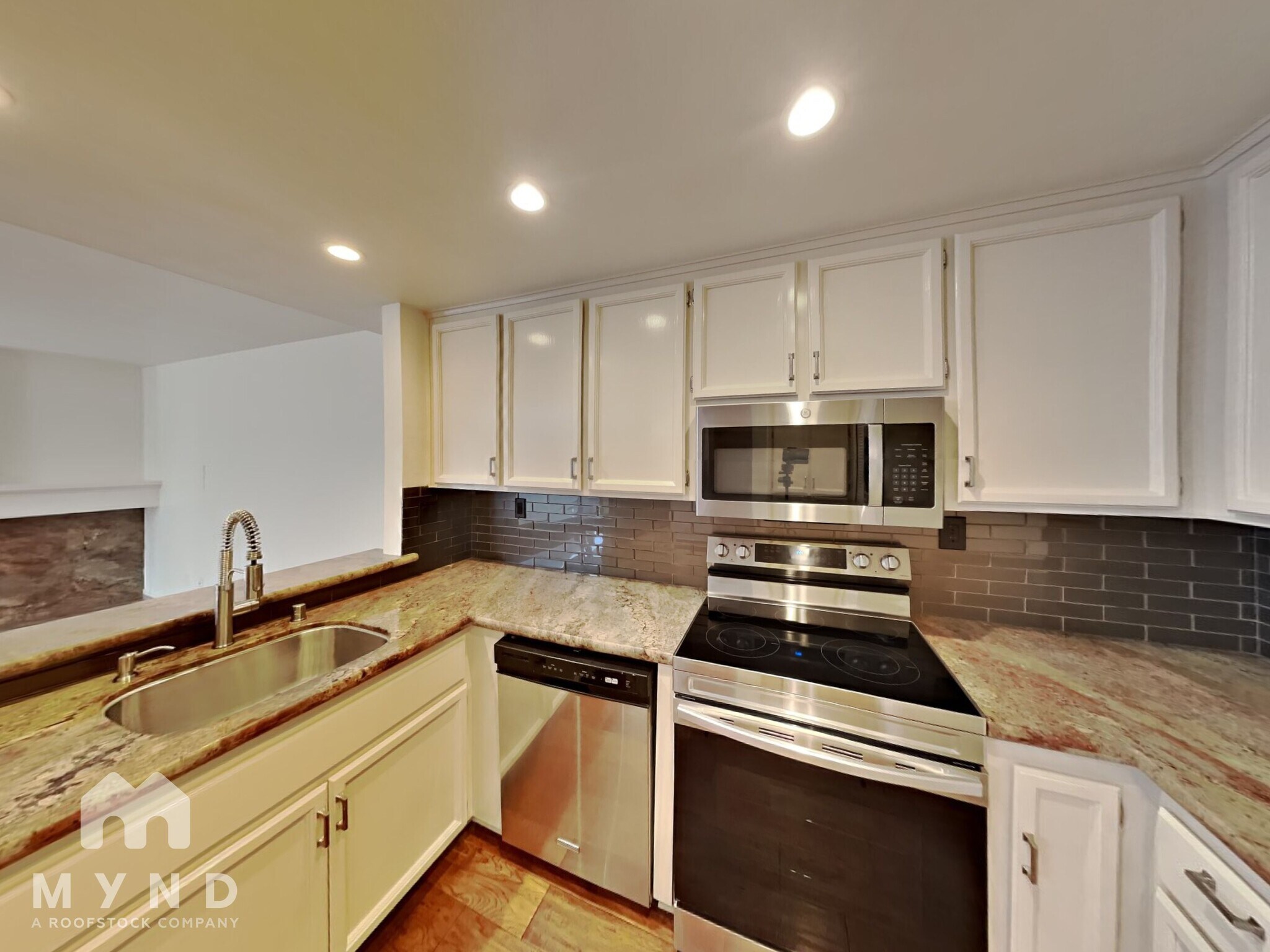 Building Photo - 66 Cherry Ridge Ln