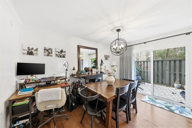 Building Photo - 15 Arpege Way NW