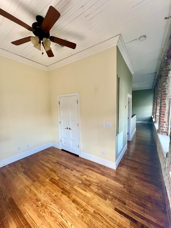 Building Photo - 427 College St