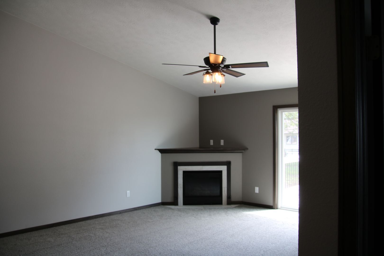 Building Photo - 3606 S Outfield Cir