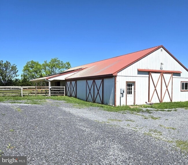 Building Photo - 8293 Leetown Rd