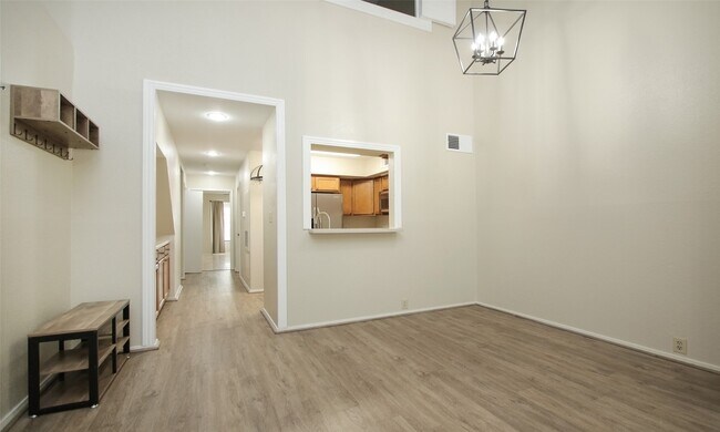 Building Photo - 4900 Floyd St