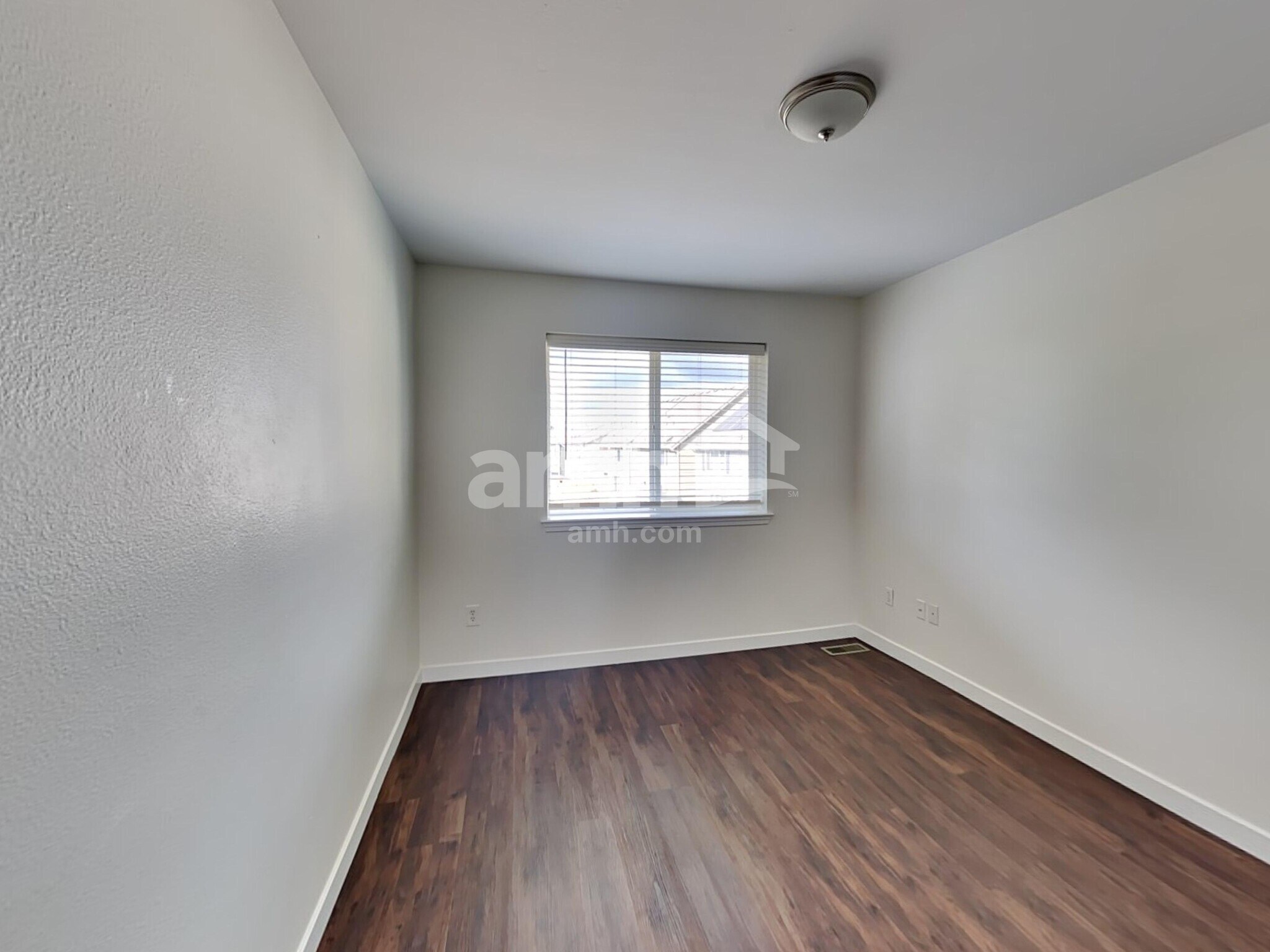 Building Photo - 11127 184th Street E