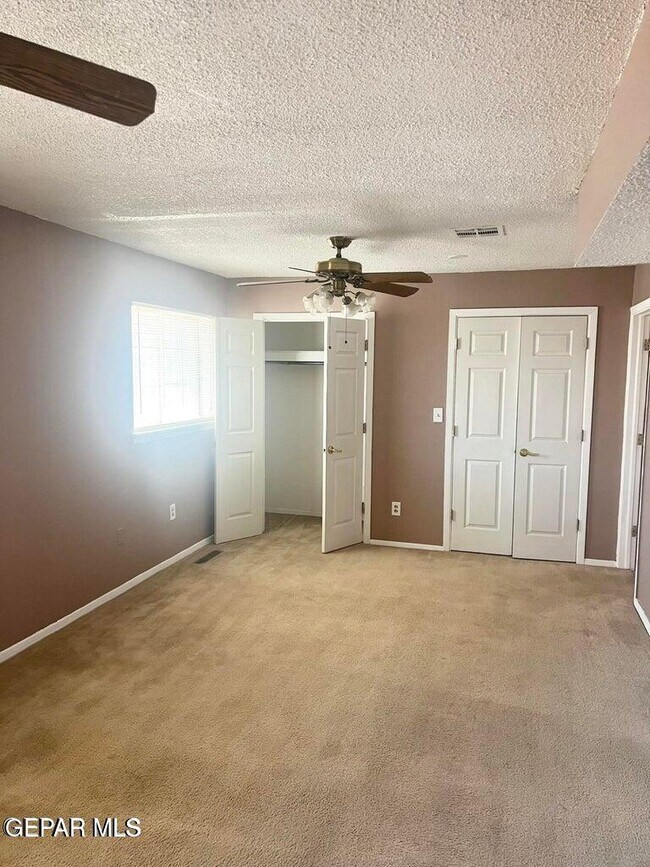 Building Photo - 9508 Gairloch Dr