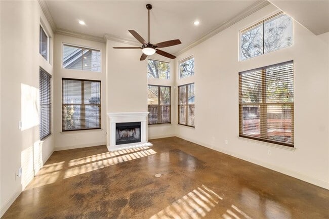 Building Photo - 5603 Clay Ave