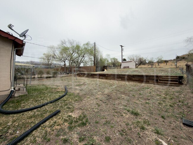 Building Photo - 3306 W Platte Ave