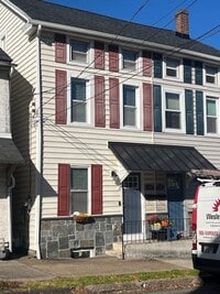 Building Photo - 304 Buchanan St