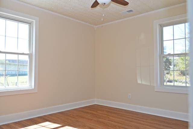 Master Bedroom - 901 Live Oak St