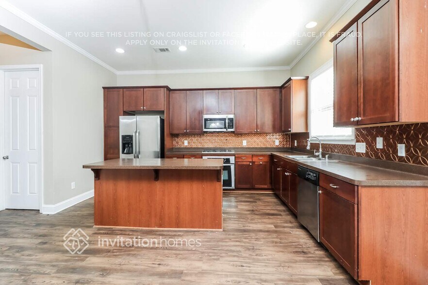 Building Photo - 4427 Alysheba Dr