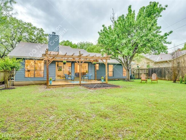 Building Photo - 4908 Dry Oak Trail