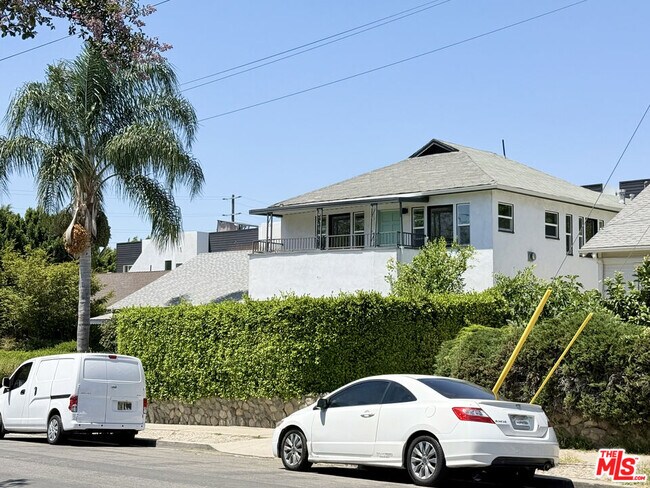 Building Photo - 2471 W Ave 32
