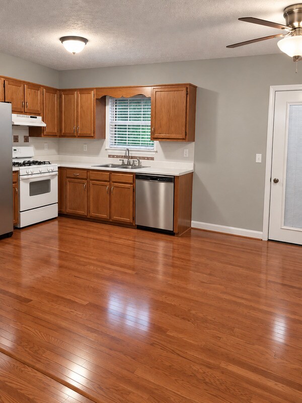 Building Photo - 3904 Welham Green Ct