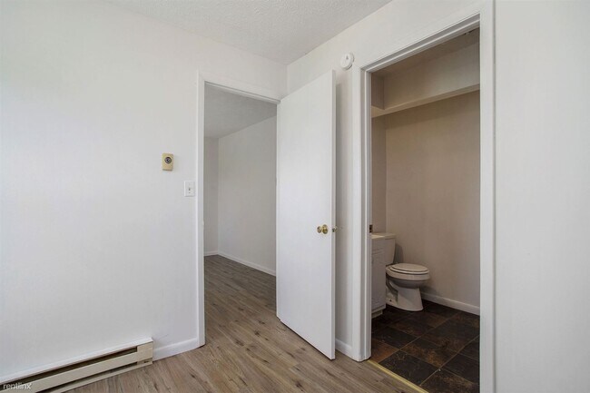 Building Photo - 2 br, 1 bath House - 62701 Red Arrow Hwy U...