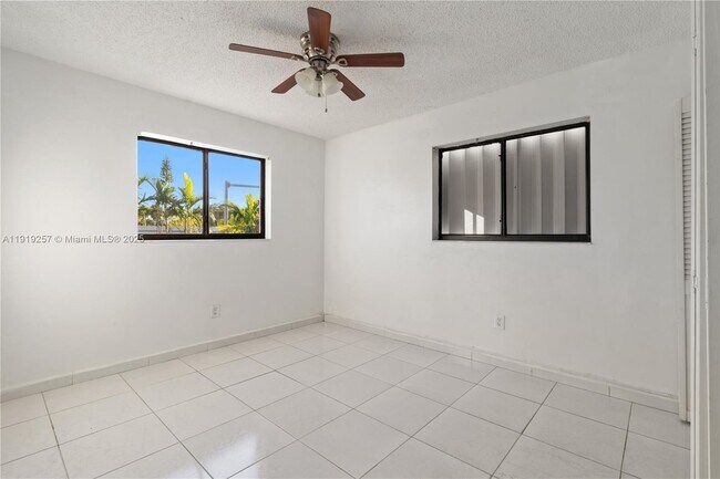 Building Photo - 11630 SW 178th Terrace