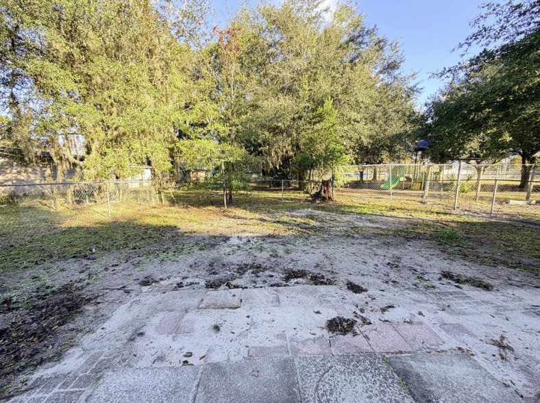 Building Photo - 8308 Doloma Ct