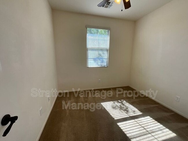 Building Photo - 3432 E Russell St