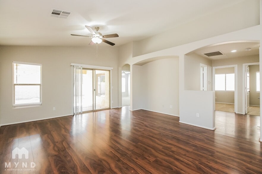 Building Photo - 3263 E Joseph Way