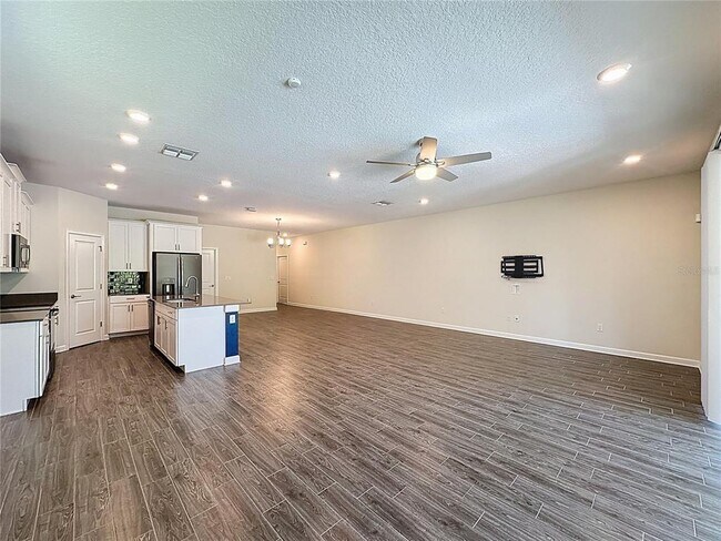 Building Photo - 521 Brunswick Dr