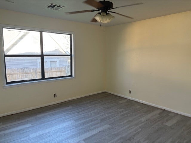 Building Photo - 902 N 1st St