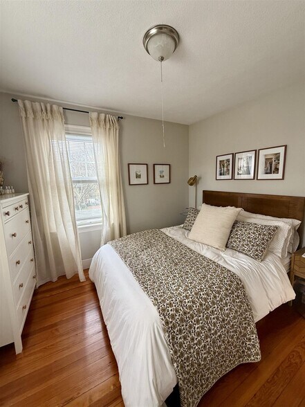 Building Photo - 11 Eustis St