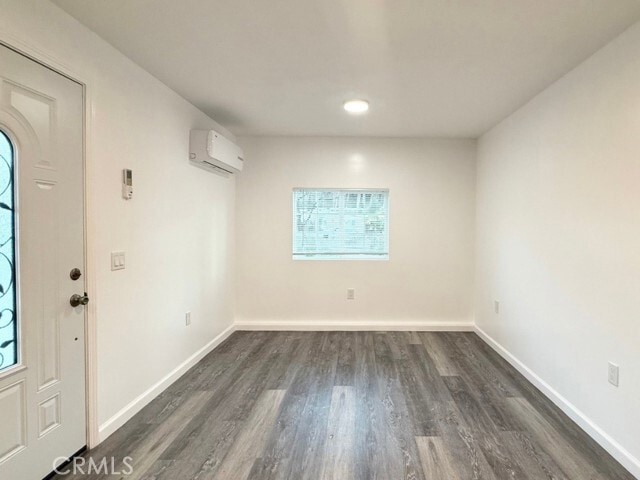 Building Photo - 17145 Glenhope Dr