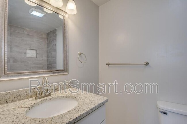 Building Photo - 2913 Running Creek Ln