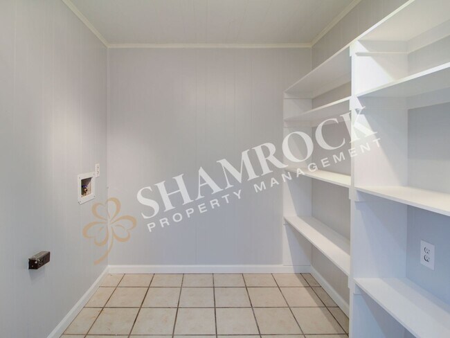 Building Photo - 3 bedroom home in Waco!