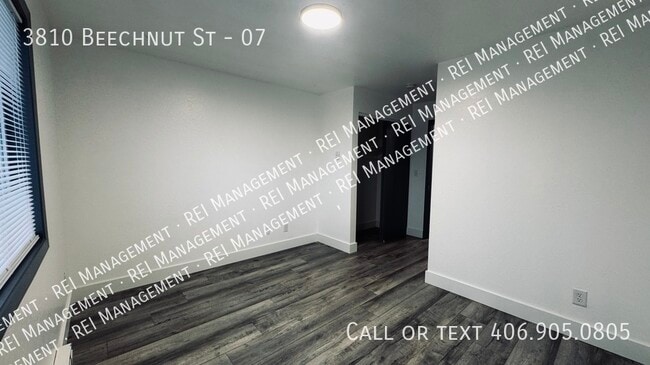 Building Photo - 3810 Beechnut St