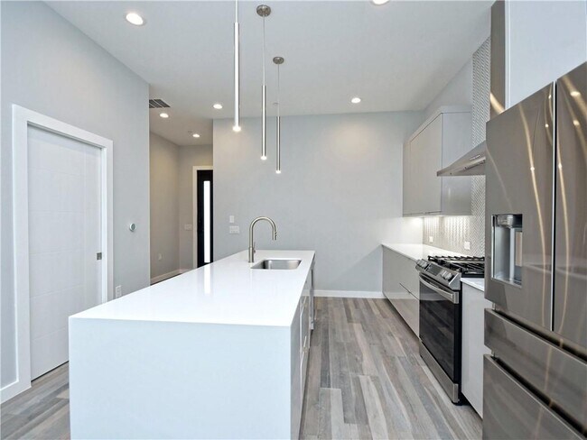 Building Photo - 2108 Tillery St