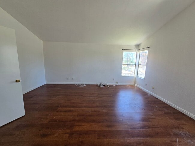 Building Photo - 3207 Maricotte Dr