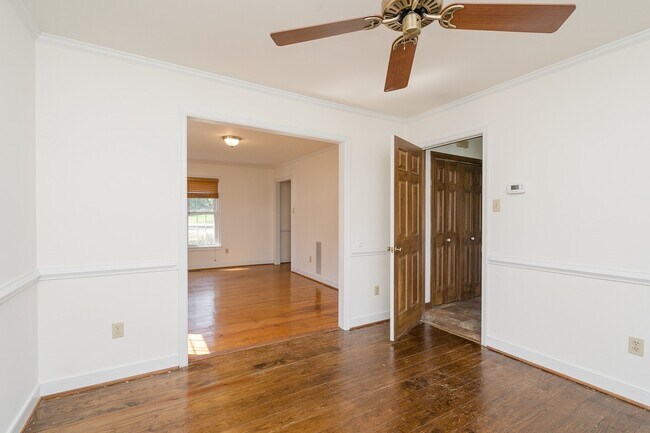 Building Photo - Bon Air Home For Rent