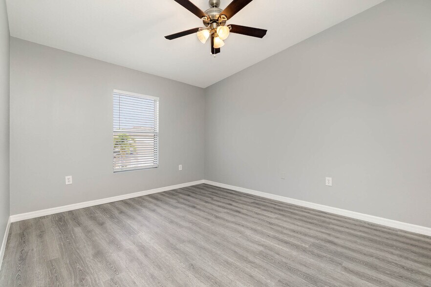 Building Photo - 4037 Meander Plz