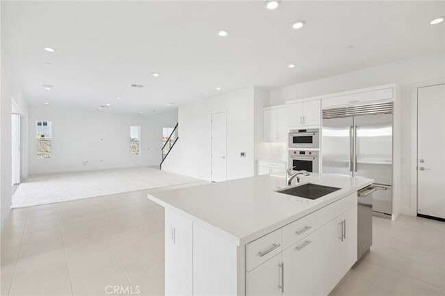 Building Photo - 151 Paddlewheel