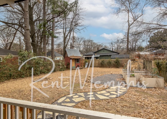 Building Photo - 771 Metcalf Pl