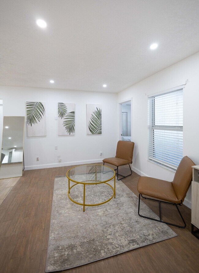 Building Photo - 183 Sunflower Cir