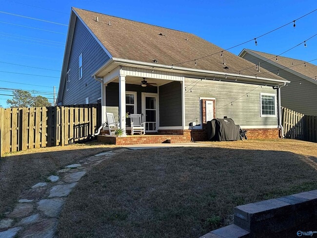 Building Photo - 4260 Sullivan St