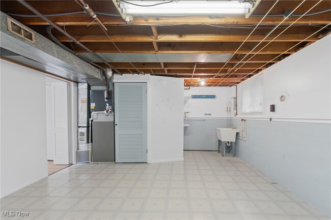 Building Photo - 23938 Delmere Dr
