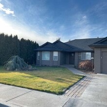 Building Photo - 2235 NW 15th St