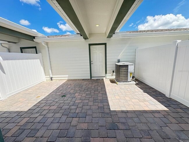 Building Photo - 4561 ORCHARD VIEW Aly